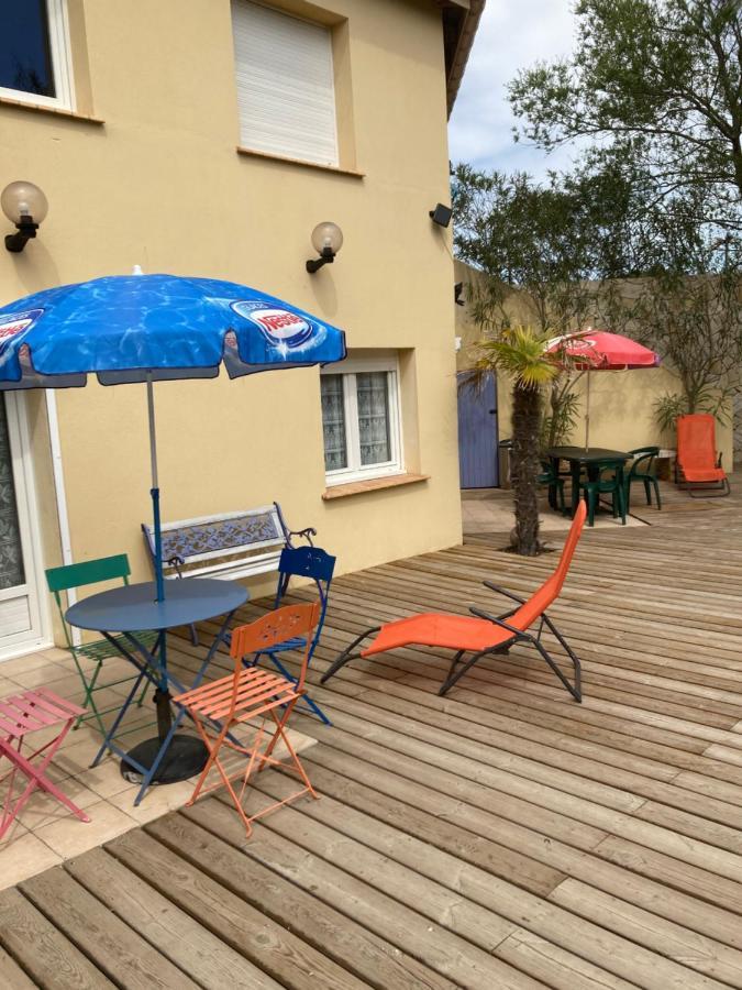 Le Robinson Bed & Breakfast Marseillan  Eksteriør bilde